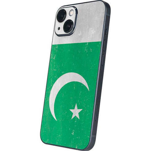 Pakistan Flag Distressed iPhone 15 Plus Skin